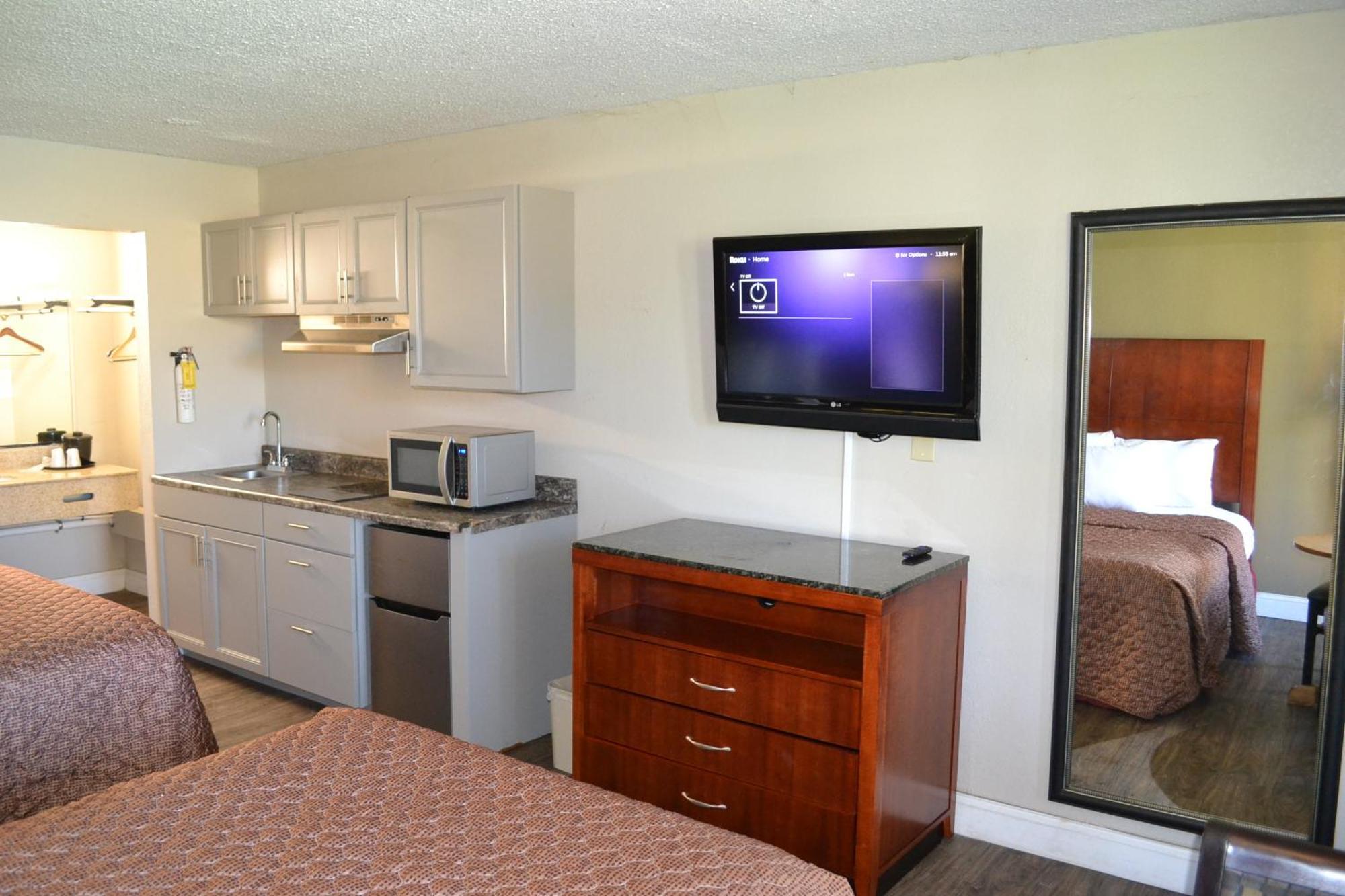 Econo Lodge&Suites Greensboro Exterior foto